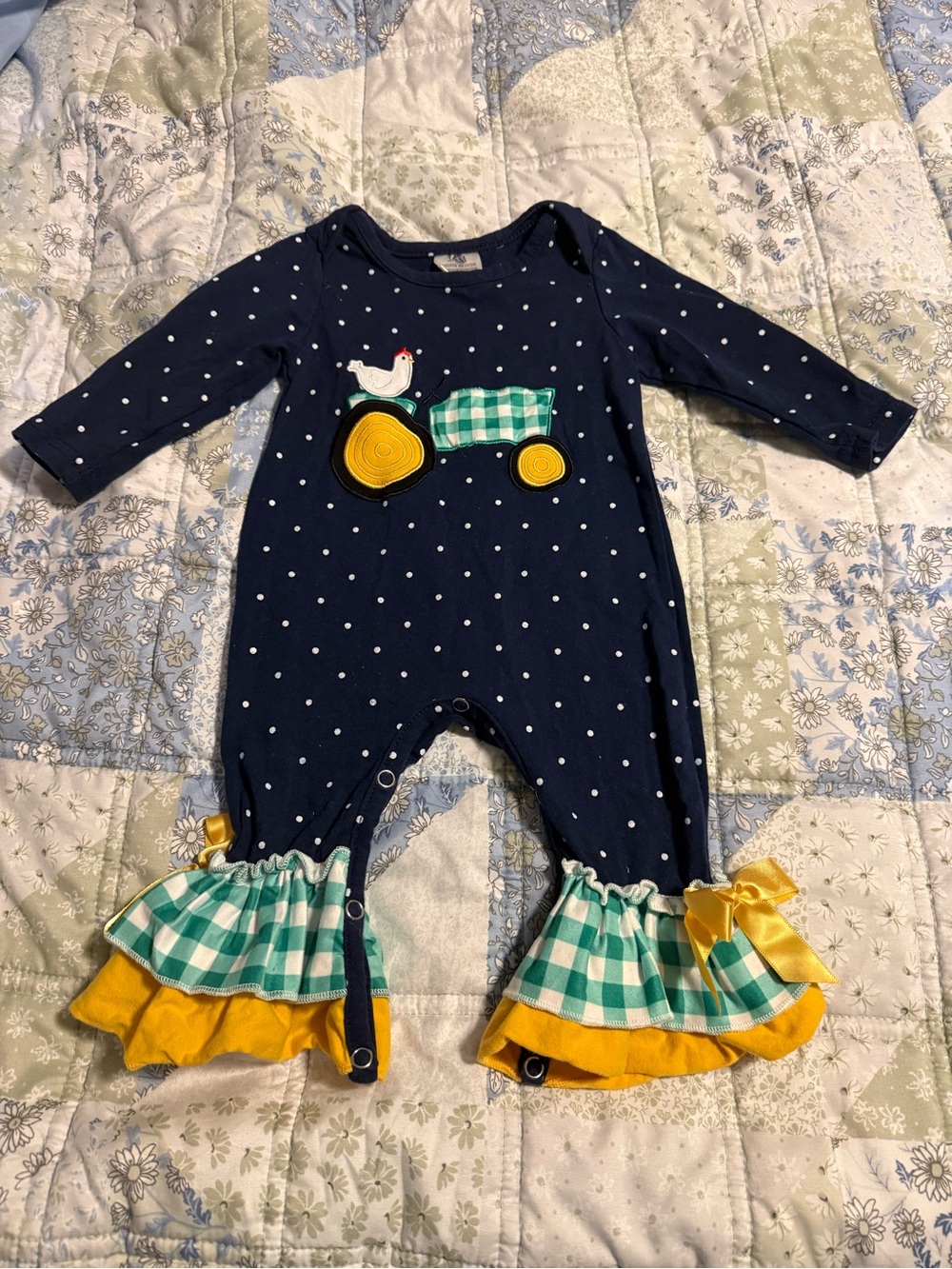 Boutique Baby Girls Size 3-6 months Chicken Farm Tractor Ruffle Romper Navy